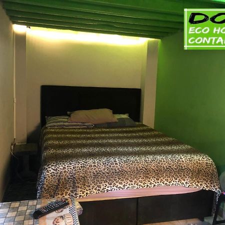 Dom Eco Hostel Containers Sao Sebastiao  Bagian luar foto