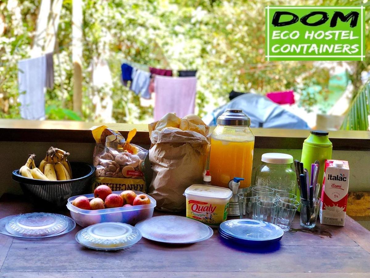 Dom Eco Hostel Containers Sao Sebastiao  Bagian luar foto